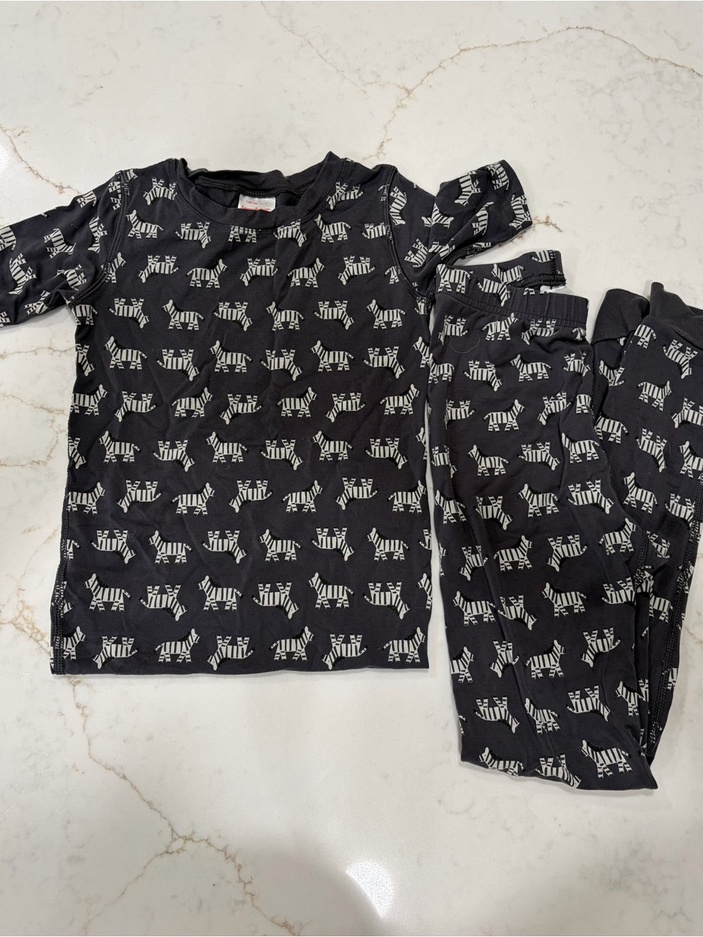 Hanna Andersson Zebra TENCEL Pajama Set Size 130 (US 8)